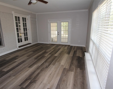 1103 Bryant Street - Photo Thumbnail 14