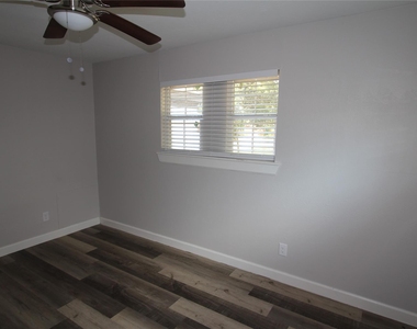 1103 Bryant Street - Photo Thumbnail 22