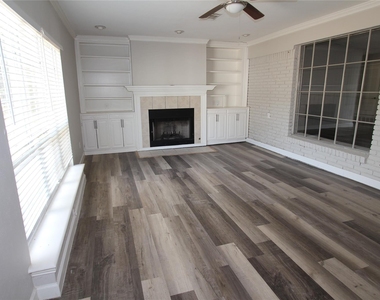 1103 Bryant Street - Photo Thumbnail 13