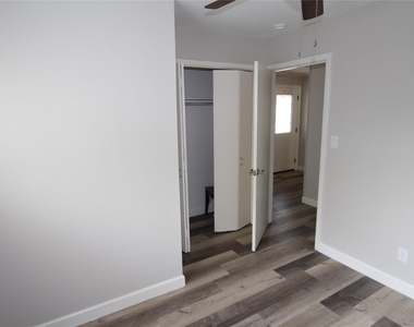 1103 Bryant Street - Photo Thumbnail 23