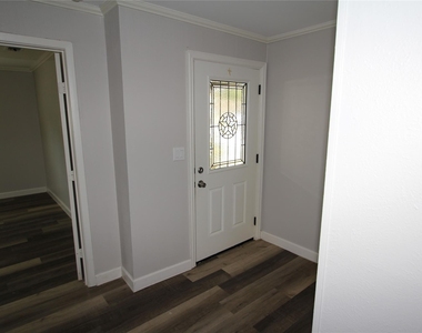 1103 Bryant Street - Photo Thumbnail 2