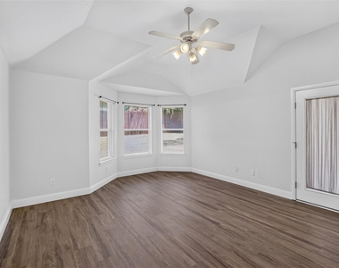 2921 Silvercrest Lane - Photo Thumbnail 16