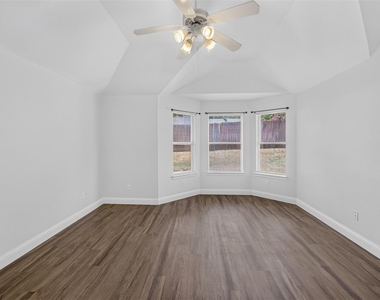 2921 Silvercrest Lane - Photo Thumbnail 17