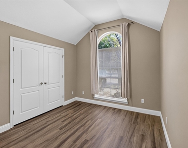 2921 Silvercrest Lane - Photo Thumbnail 22