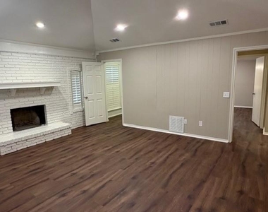 505 Cedar Elm Lane - Photo Thumbnail 23