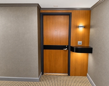 3030 Mckinney Avenue - Photo Thumbnail 6