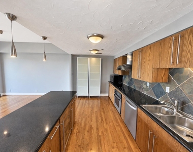3030 Mckinney Avenue - Photo Thumbnail 9