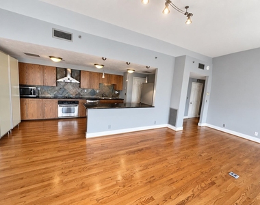 3030 Mckinney Avenue - Photo Thumbnail 13