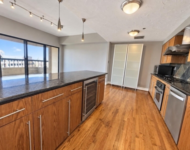 3030 Mckinney Avenue - Photo Thumbnail 15