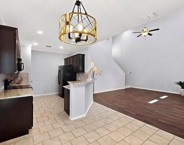 621 Big Horn Road - Photo Thumbnail 9