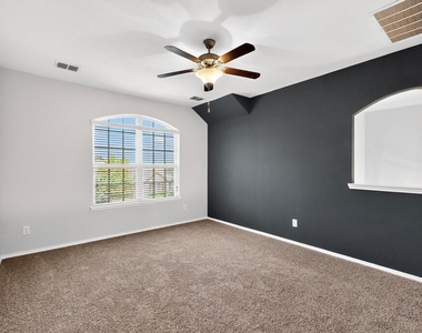 621 Big Horn Road - Photo Thumbnail 21