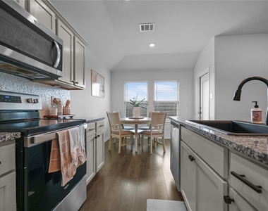 1322 Community Way - Photo Thumbnail 5