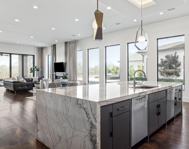 804 Kimball Court - Photo Thumbnail 12