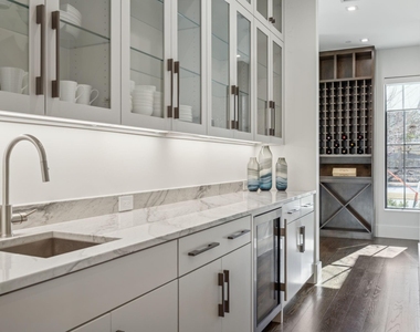 804 Kimball Court - Photo Thumbnail 7
