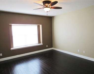 610 Poplar Vista Lane - Photo Thumbnail 9