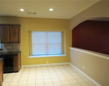 610 Poplar Vista Lane - Photo Thumbnail 5