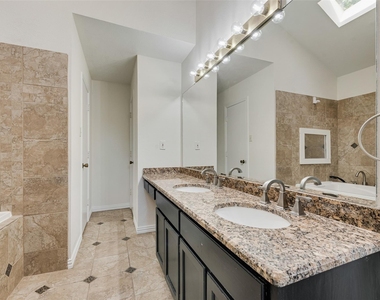 9 Atlanta Court - Photo Thumbnail 17