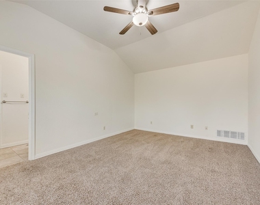 9 Atlanta Court - Photo Thumbnail 15