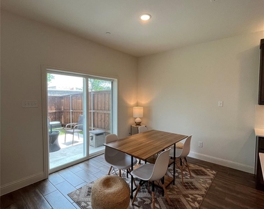 980 Emil Place - Photo Thumbnail 2
