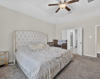 447 Crystal  Clear Lane - Photo Thumbnail 22