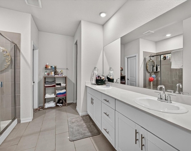 447 Crystal  Clear Lane - Photo Thumbnail 23