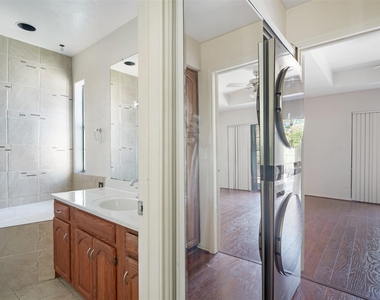 5100 Verde Valley Lane - Photo Thumbnail 17