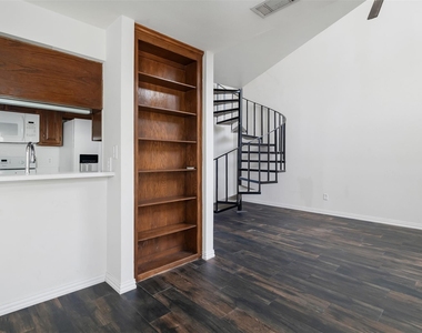 5100 Verde Valley Lane - Photo Thumbnail 9
