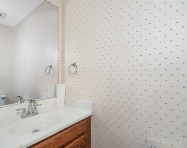 5100 Verde Valley Lane - Photo Thumbnail 13