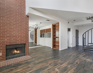 5100 Verde Valley Lane - Photo Thumbnail 4