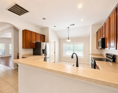 1721 Woodstream Lane - Photo Thumbnail 4