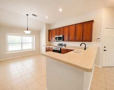 1721 Woodstream Lane - Photo Thumbnail 6
