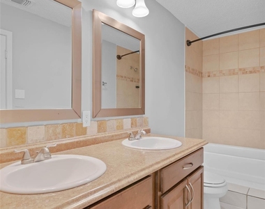 2812 Terry Court - Photo Thumbnail 20