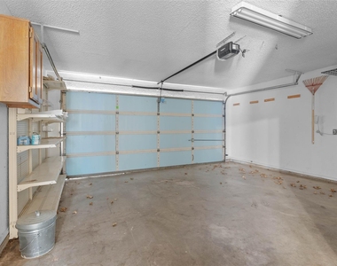 2812 Terry Court - Photo Thumbnail 28