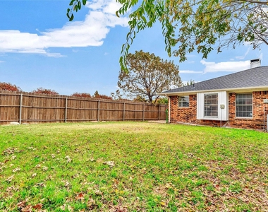 9831 Windy Ridge Road - Photo Thumbnail 6