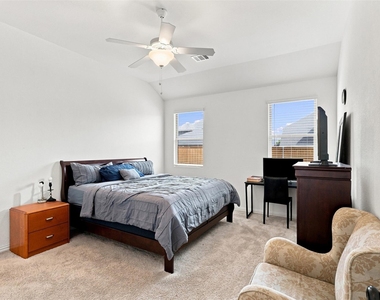 1308 Parkdale Street - Photo Thumbnail 12