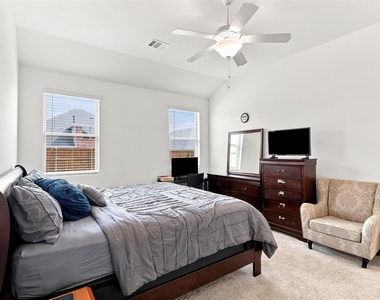 1308 Parkdale Street - Photo Thumbnail 13