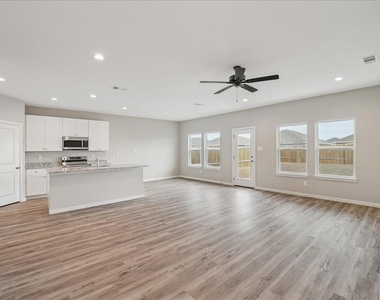 4804 Delano Street - Photo Thumbnail 3