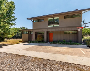 6448 County Road 437 - Photo Thumbnail 2