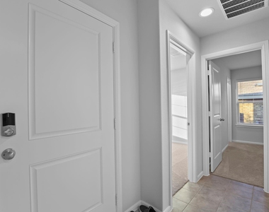 5801 Bull Creek Lane - Photo Thumbnail 4