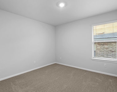 5801 Bull Creek Lane - Photo Thumbnail 13