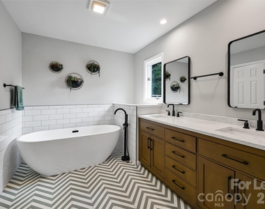 108 Cloverleaf Lane - Photo Thumbnail 29