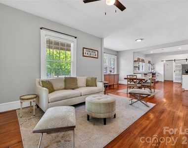 405 Walnut Avenue - Photo Thumbnail 2