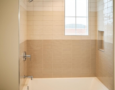 1300 E 10th Street - Photo Thumbnail 15