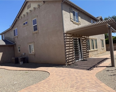 12417 Meadowvale Street - Photo Thumbnail 2