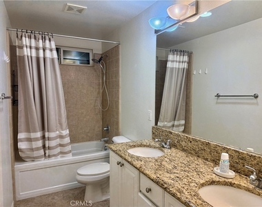 12417 Meadowvale Street - Photo Thumbnail 6