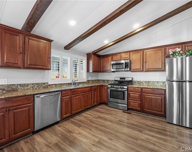 34164 Harrow Hill Road - Photo Thumbnail 9