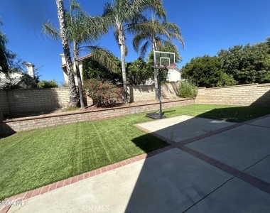 1407 Oak Trail Street - Photo Thumbnail 13