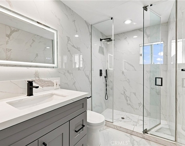 5527 Beckford Avenue - Photo Thumbnail 24