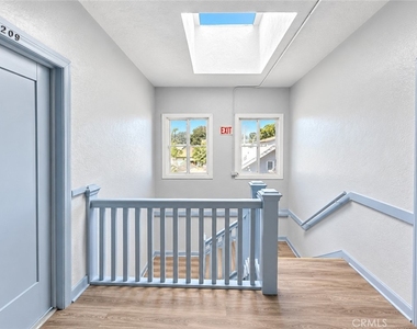 1163 E 46th - Photo Thumbnail 6