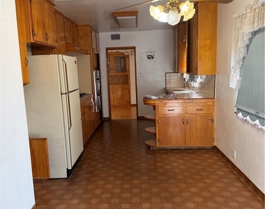 9470 Foster - Photo Thumbnail 4